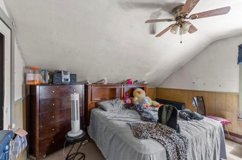 355 Providence St, Woonsocket RI 02895-5173 exterior