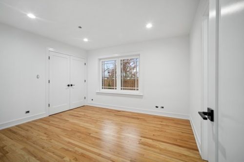 6300 Leroy Ave, Chicago IL  60646-4814 exterior