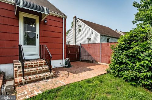 35 Norman St, Chester PA 19014-2140 exterior