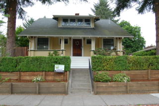 631 81 Ave, Portland OR  97206-6372 exterior