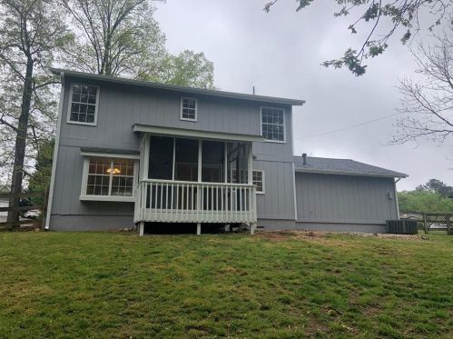 2451 Inverloch Cir, Duluth GA 30096-6257 exterior