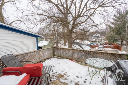 618 Hawthorne St, Grand Rapids MI 49503-3411 exterior