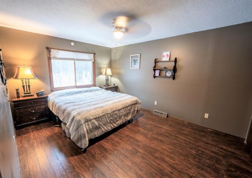 3840 Getchell Rd, Duluth MN 55811-1754 exterior