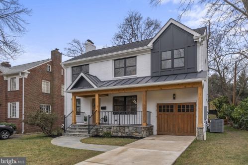 2706 Valley Dr, Alexandria VA  22302-2845 exterior