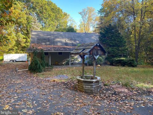 5454 Clymer Rd, Quakertown, PA 18951-3261