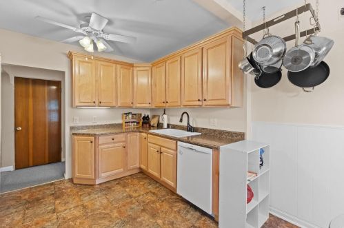 8411 Valcour Ave, Saint Louis MO 63123-3112 exterior