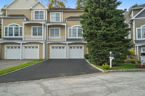 17 Hopkins Ln, Armonk NY 10504-1363 exterior