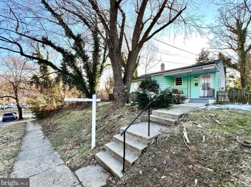 12104 Berry St, Silver Spring, MD 20902-2107