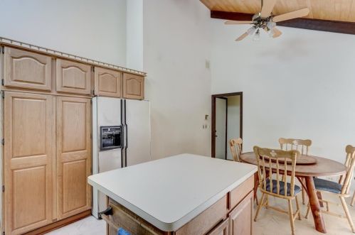 4714 Billingsgate Ln, Bull Valley IL 60098-8748 exterior