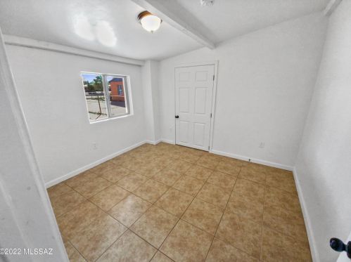 132 Aviation Dr, Tucson AZ  85714-2712 exterior