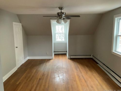 154 Pearl St, Manchester CT 06040-5309 exterior