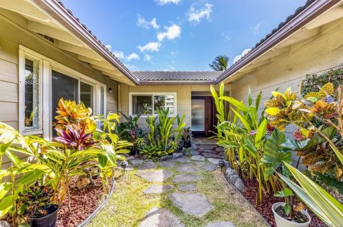 6721 Hawaii Kai Dr, Honolulu HI 96825-1506 exterior