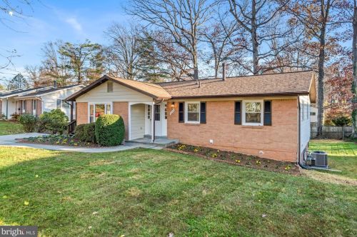 4506 Morgal St, Rockville, MD 20853-2165