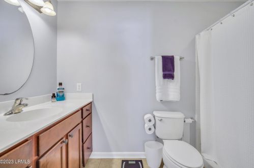 244 Cross Rd, Bluffton SC 29910-5131 exterior