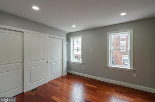 1021 Ellsworth St, Philadelphia PA  19147-4637 exterior