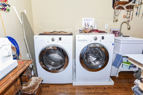 1328 Miles Ave, Kalamazoo MI  49001-4934 exterior