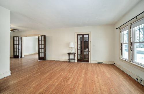 715 8 St, Manitowoc WI 54220-3921 exterior