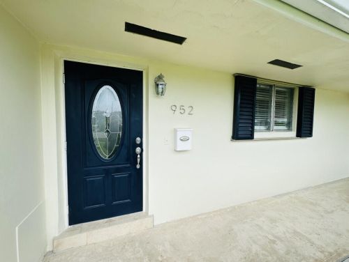 952 13th Dr, Boca Raton, FL 33486-5416