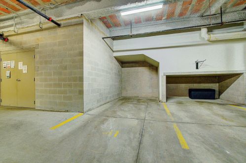 1325 Van Buren St, Milwaukee WI  53202-2600 exterior