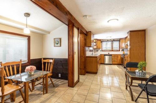 140 Norfolk St, Worcester MA 01604-2910 exterior