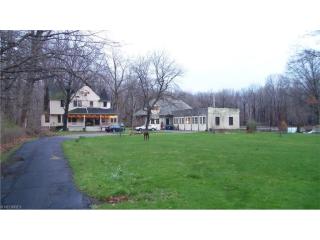 12606 Lake Shore Blvd, Cleveland OH  44108-1137 exterior