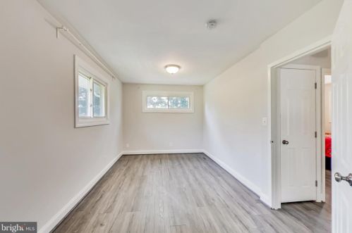 6401 Edsall Rd, Alexandria VA  22312-6411 exterior