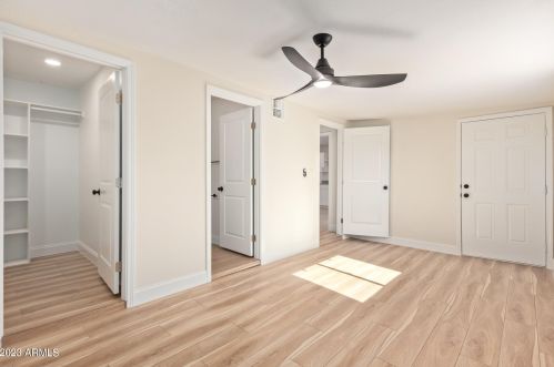 3437 Acoma Dr, Phoenix AZ 85032-4830 exterior