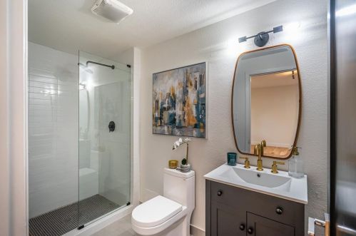 4045 Cedar Bayou Dr, Dallas TX  75244-7220 exterior