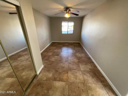 2245 Cholla St, Phoenix AZ 85029-3817 exterior