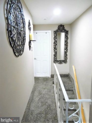 2449 Camac St, Philadelphia PA 19148-4311 exterior