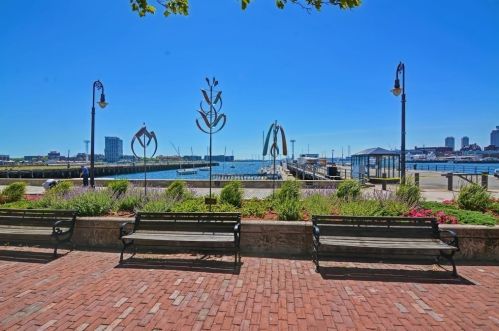 197 8th St, Boston MA 02127-2808 exterior