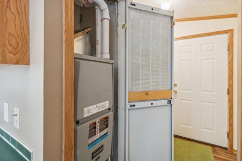 8649 12 St, Kalamazoo MI 49009-9085 exterior