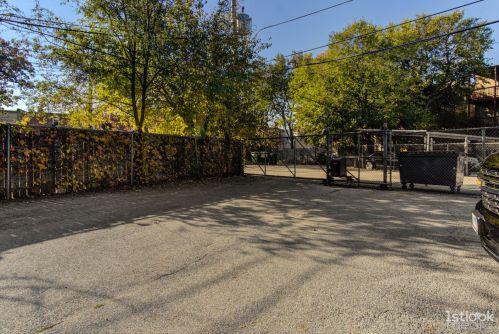 4352 Lake Park Ave, Chicago IL  60653-3704 exterior