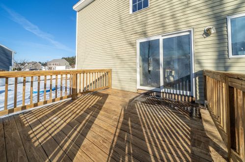 3 Amy Way, Concord NH 03303-1045 exterior