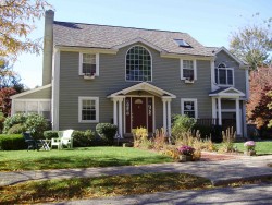 32 Bow Rd, Newton, MA 02459-2513