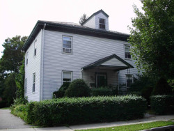 44 River St, Newton, MA 02465-1854