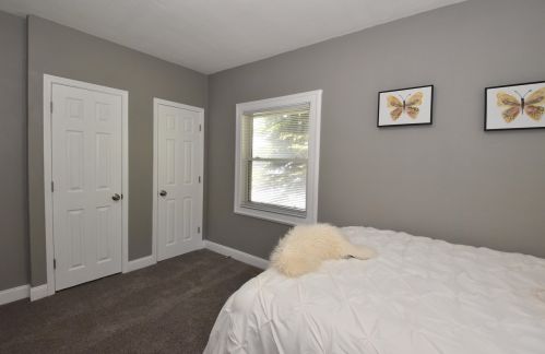 2554 Hubbard St, Milwaukee WI  53212-2845 exterior