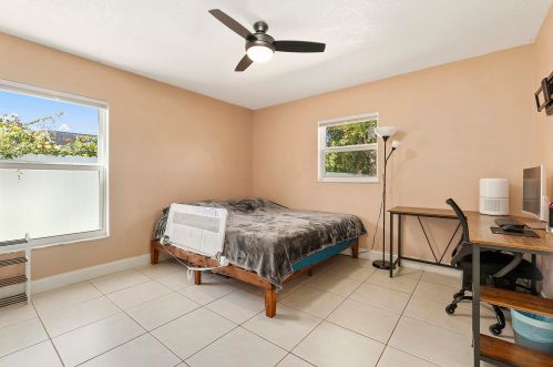 7604 Coquina Ave, Fort Pierce FL 34951-1032 exterior