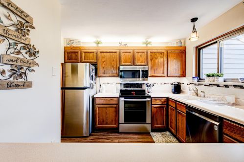 3801 College Ave, Milwaukee WI  53221-4540 exterior