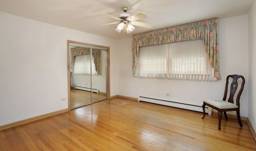 8512 Berwyn Ave, Chicago IL 60656-2513 exterior