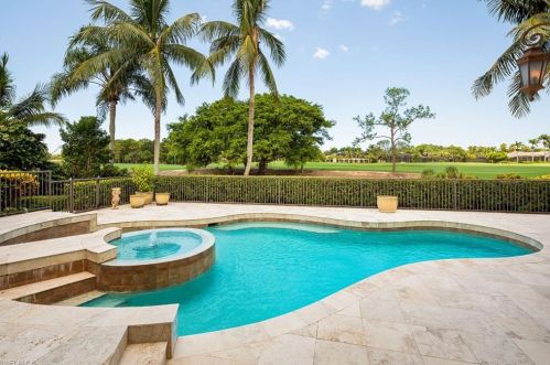 2943 Bellflower Ln, Naples FL 34105-3005 exterior