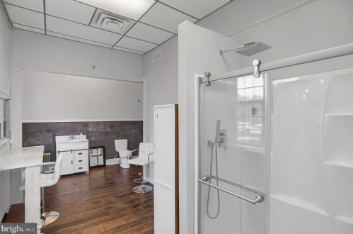 301 Penn St, Huntingdon PA 16652-1609 exterior