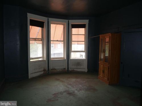 3311 16th St, Philadelphia PA  19140-4902 exterior