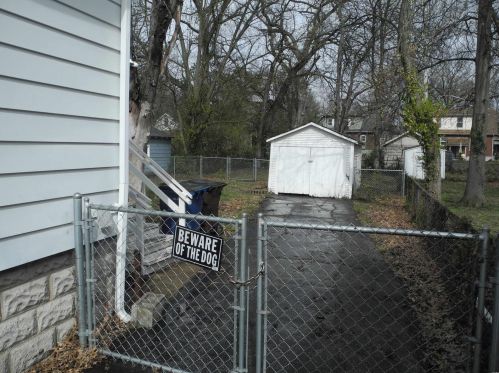 406 Shirley Ave, Saint Louis MO 63136-2627 exterior