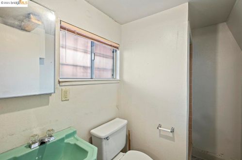 1118 Delaware St, Berkeley CA 94702-1620 exterior