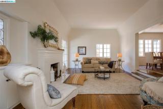 2614 Otis Dr, Alameda CA  94501-6335 exterior