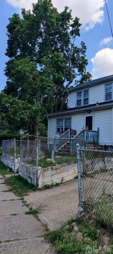 326 Central Ave, Metuchen, NJ 08840-1212