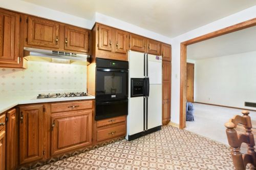 5909 Interboro Ave, Pittsburgh PA 15207-2266 exterior