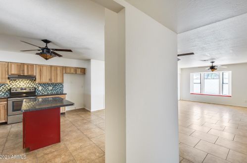 18213 7 Dr, Phoenix AZ 85023-5237 exterior