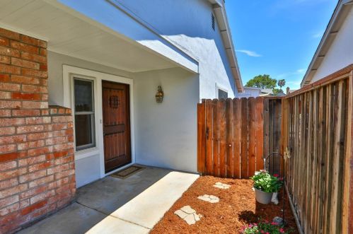 28 Avenida Espana, San Jose, CA 95139-1101